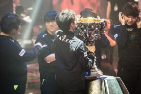  faker冠军是哪几年 爱游戏体育