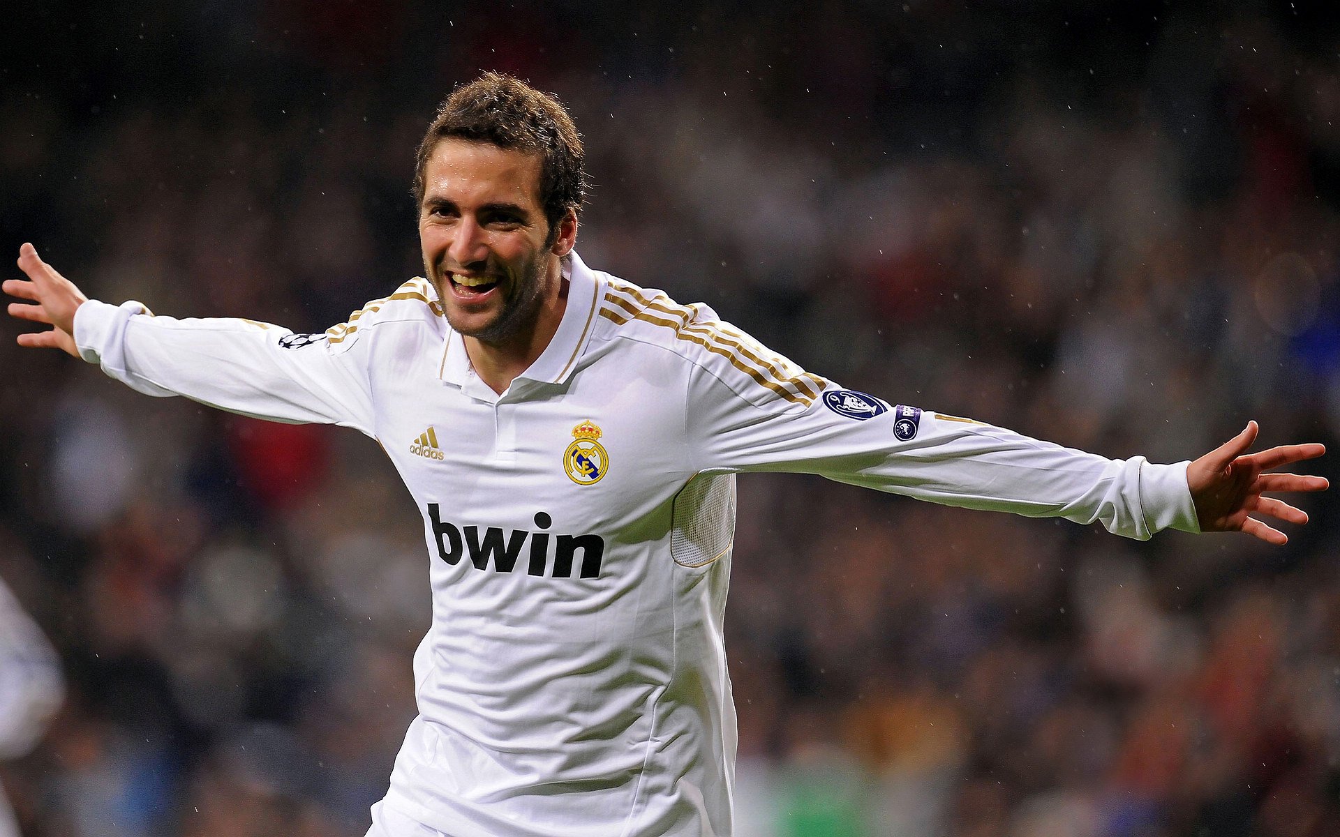 梅西焦点对战，Ning与80激战瑞士队分钟，大比分获胜胜负难料！观众掌声雷动