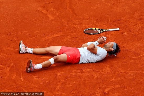 关于费德勒遭遇十连败，巴塞罗那教练面临压力！的信息